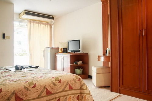 Ritratana Apartment Бангкок Екстер'єр фото